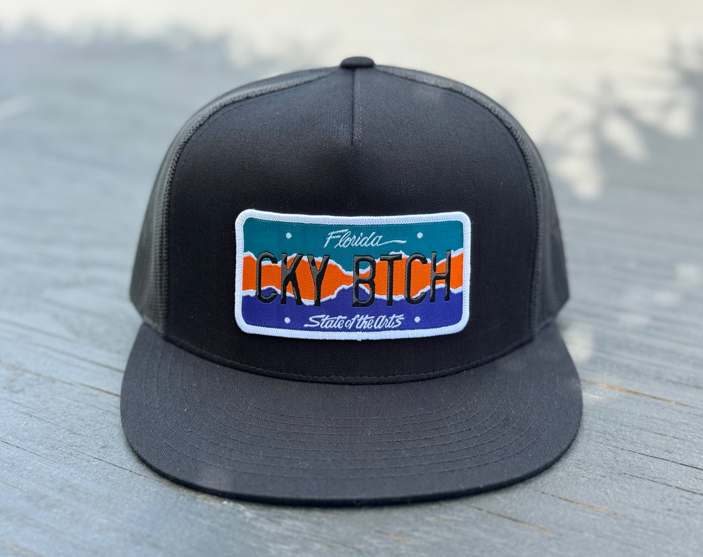 VANITY PLATE FLAT BILL TRUCKER