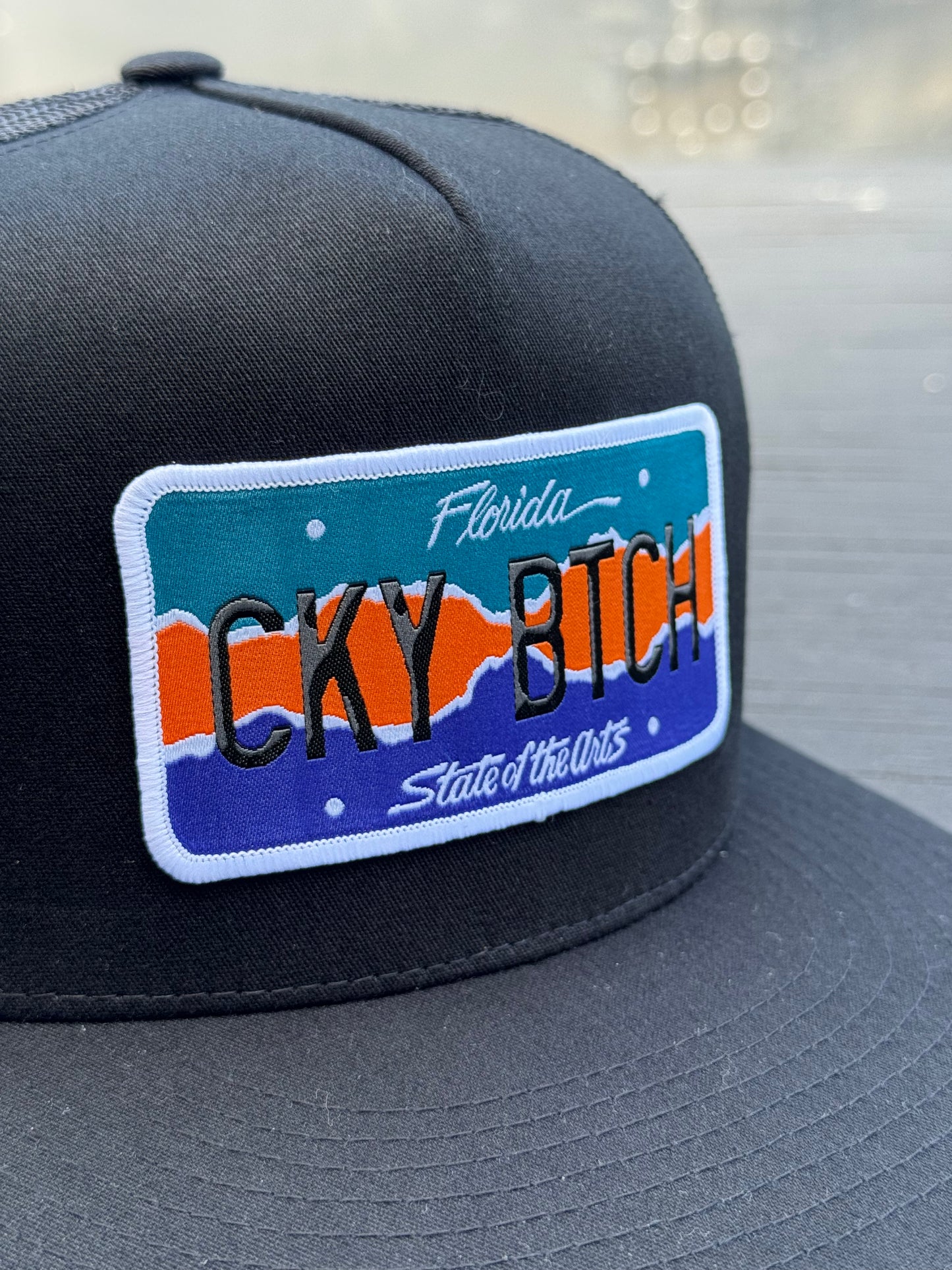 VANITY PLATE FLAT BILL TRUCKER